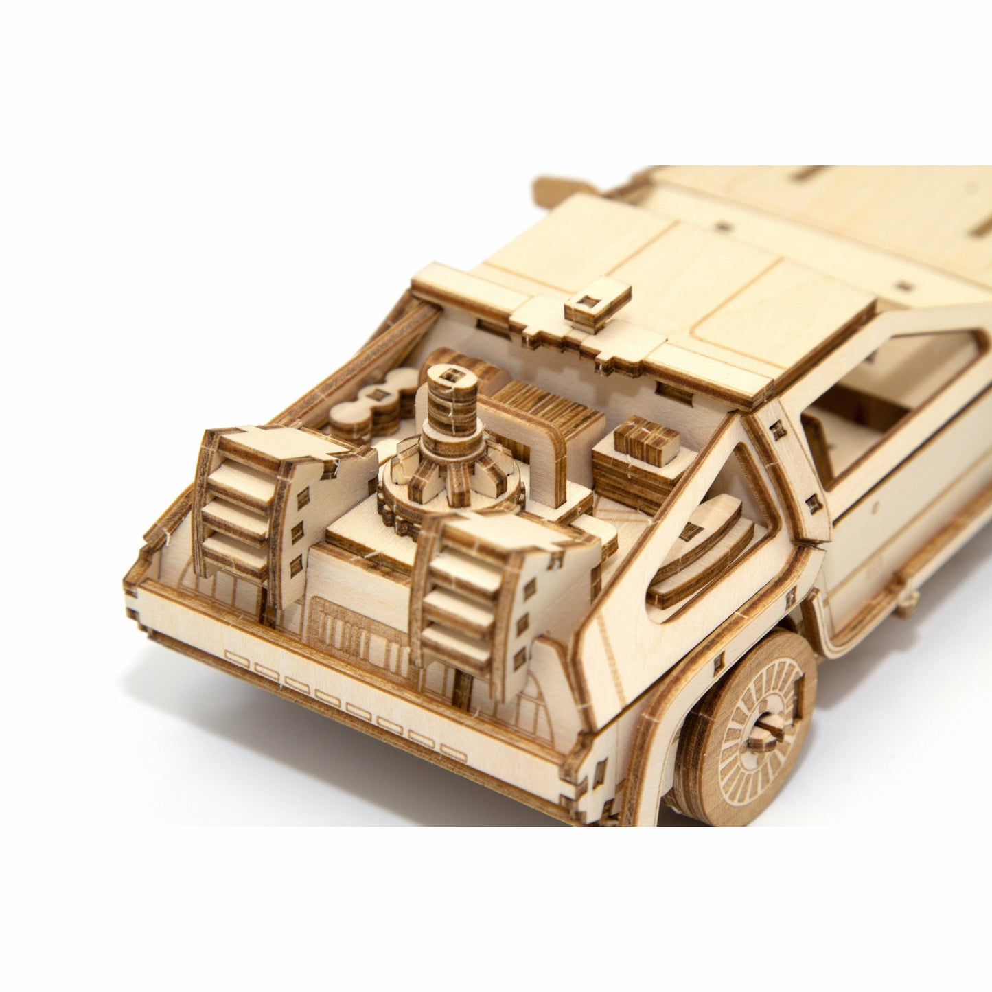 IncrediBuilds: Back to the Future: DeLorean Book and 3D Wood Model Model Kit Insight Editions