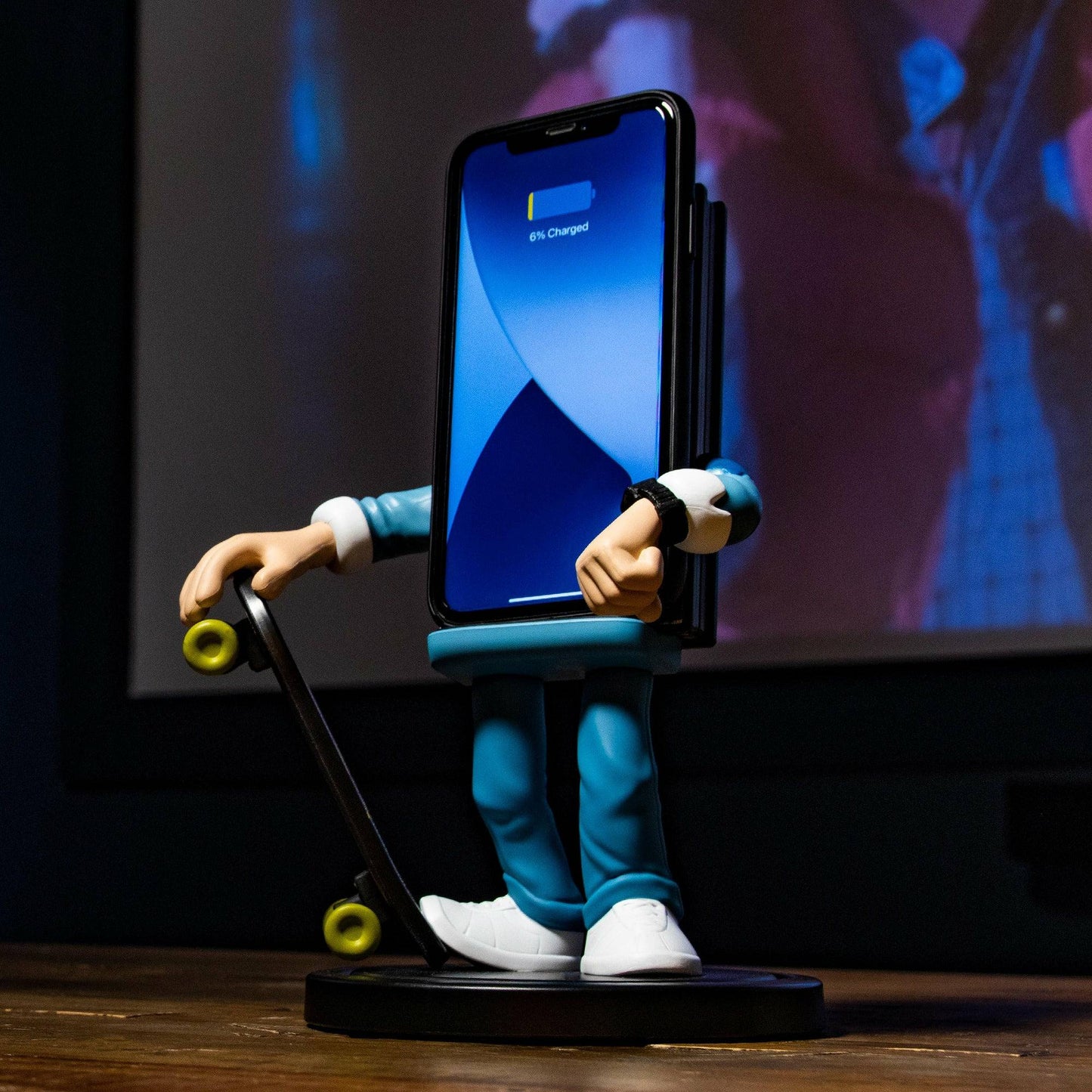 Official Back to the Future Power Idolz wireless phone charger Power Adapters & Chargers Numskull