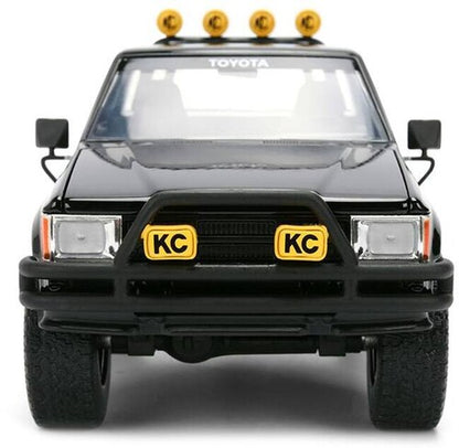 Back to the Future "Hollywood Rides" Toyota SR5 Pickup 1:24 scale with Marty's Skateboard