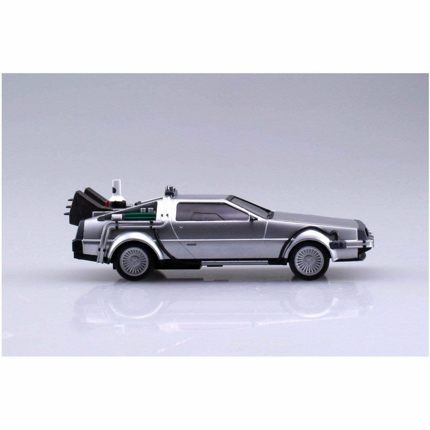 Back to the Future Part II pull-back DeLorean 1:43 scale model kit