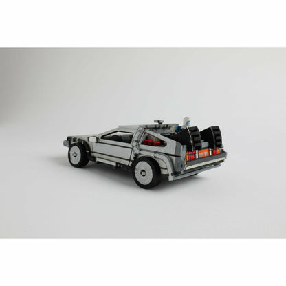 IncrediBuilds: Back to the Future: DeLorean Book and 3D Wood Model Model Kit Insight Editions