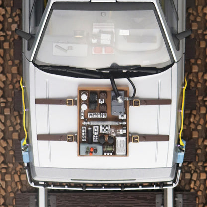 Back to the Future Part III DeLorean Time Machine (Railroad) 1:24 Scale Model Kit [PRE-ORDER: Expected Availability December 2025!]